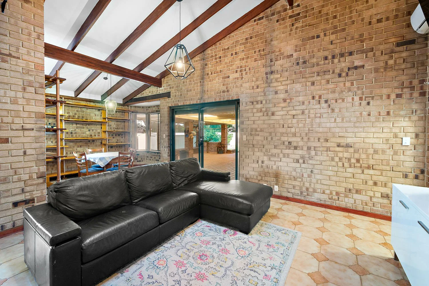 Additional image 12 of 11 Moysey Court, Parmelia WA 6167