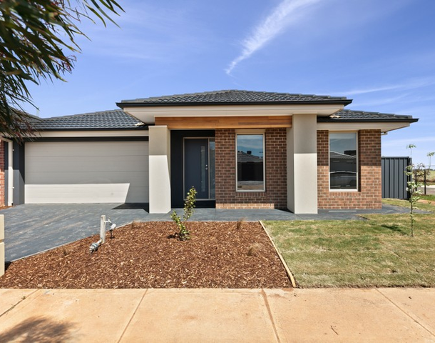 17 Cottrell Street, Weir Views VIC 3338