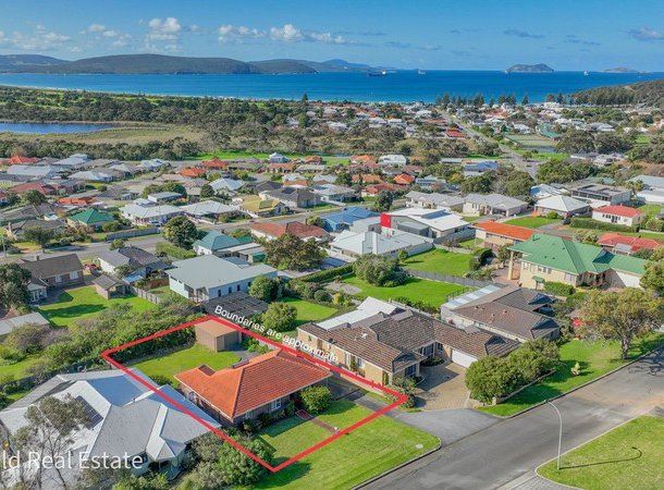 94 Wylie Crescent, Middleton Beach WA 6330