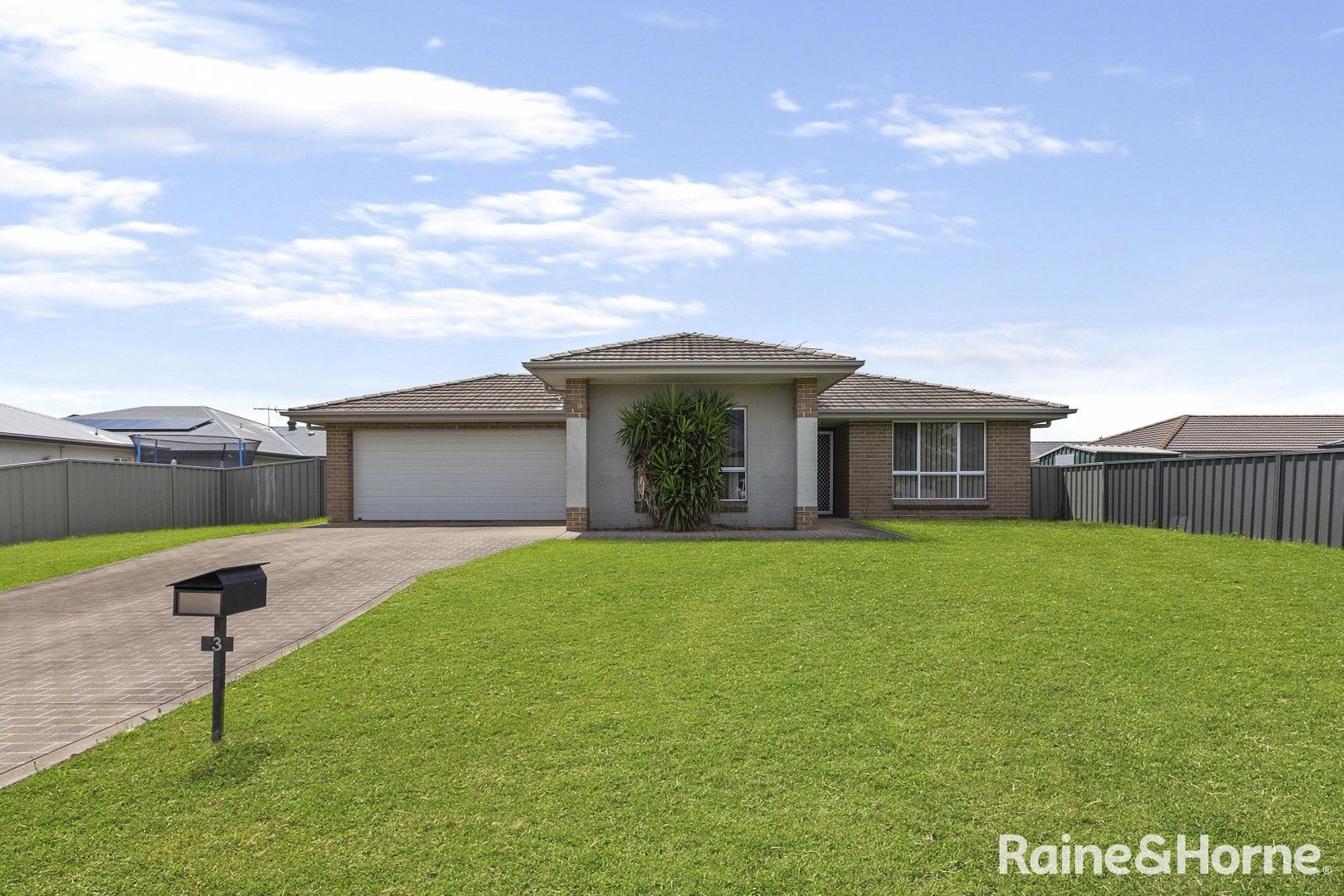 3 Sellers Avenue, Rutherford NSW 2320, Image 0