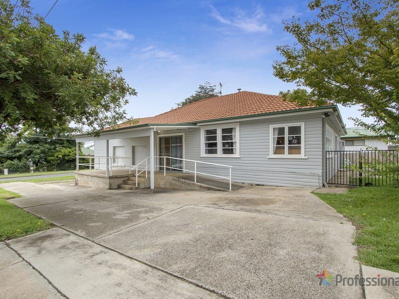 186 Mossman Street, Armidale NSW 2350, Image 0