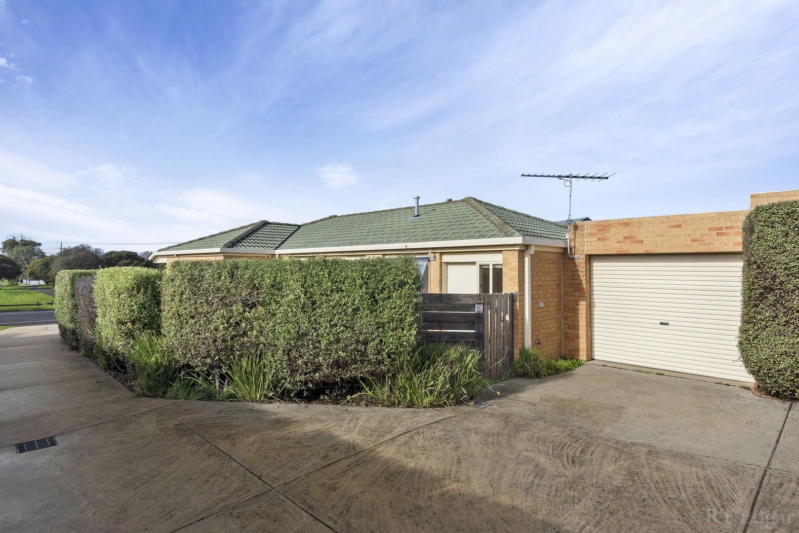 3 bedrooms Apartment / Unit / Flat in 1/101 John Dory Drive OCEAN GROVE VIC, 3226
