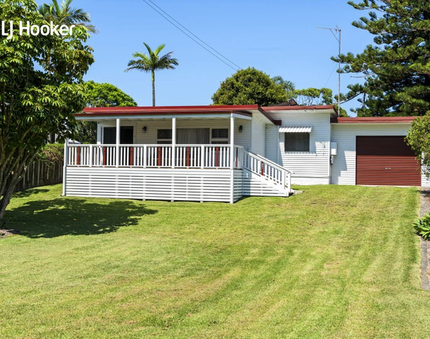 14 Bolt Street, Shoalhaven Heads NSW 2535