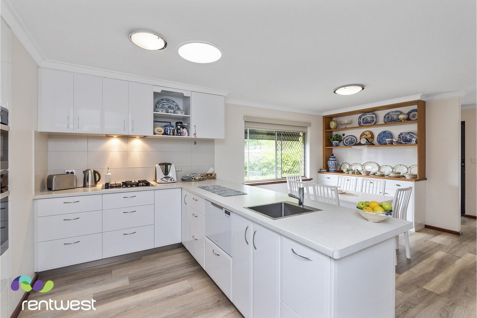 3 bedrooms House in 3 Brown Road BICTON WA, 6157