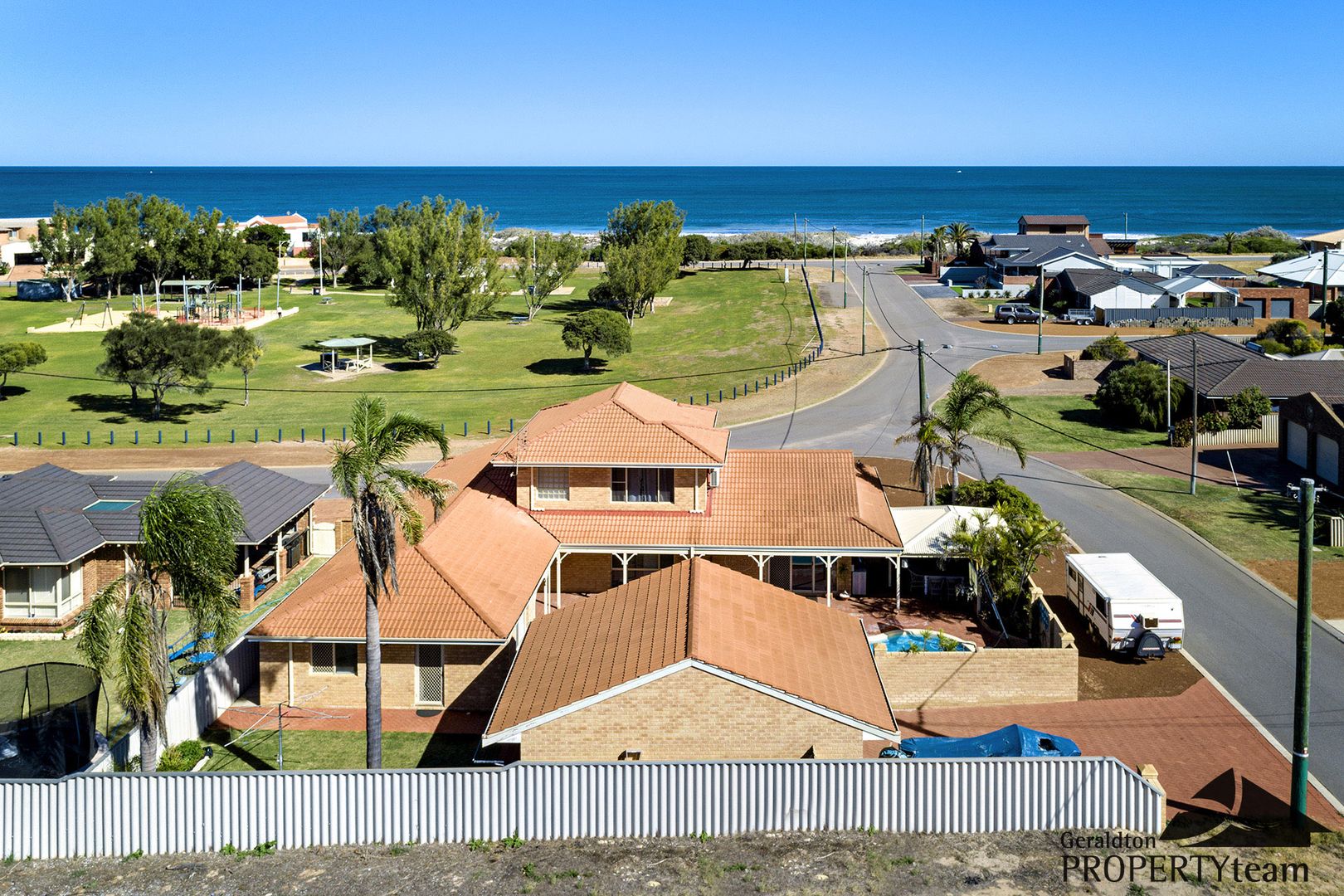 11 Blackburn Crescent, Tarcoola Beach WA 6530, Image 1