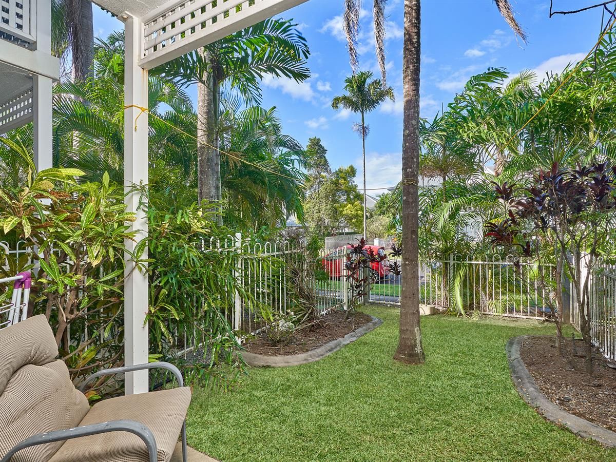 2/6 Springfield Crescent, Manoora QLD 4870, Image 0