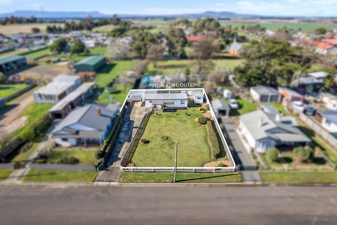 Picture of 17 Charles Street, CRESSY TAS 7302