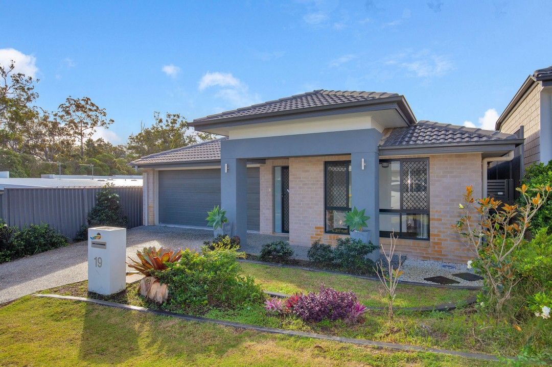 4 bedrooms House in 19 Capella Street COOMERA QLD, 4209