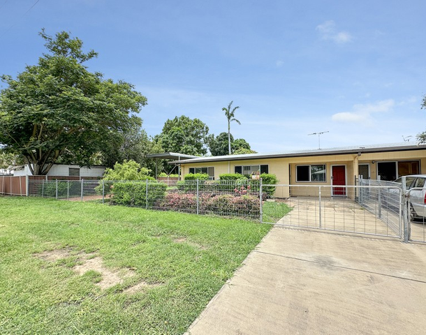 1/2 Illuta Street, Rasmussen QLD 4815