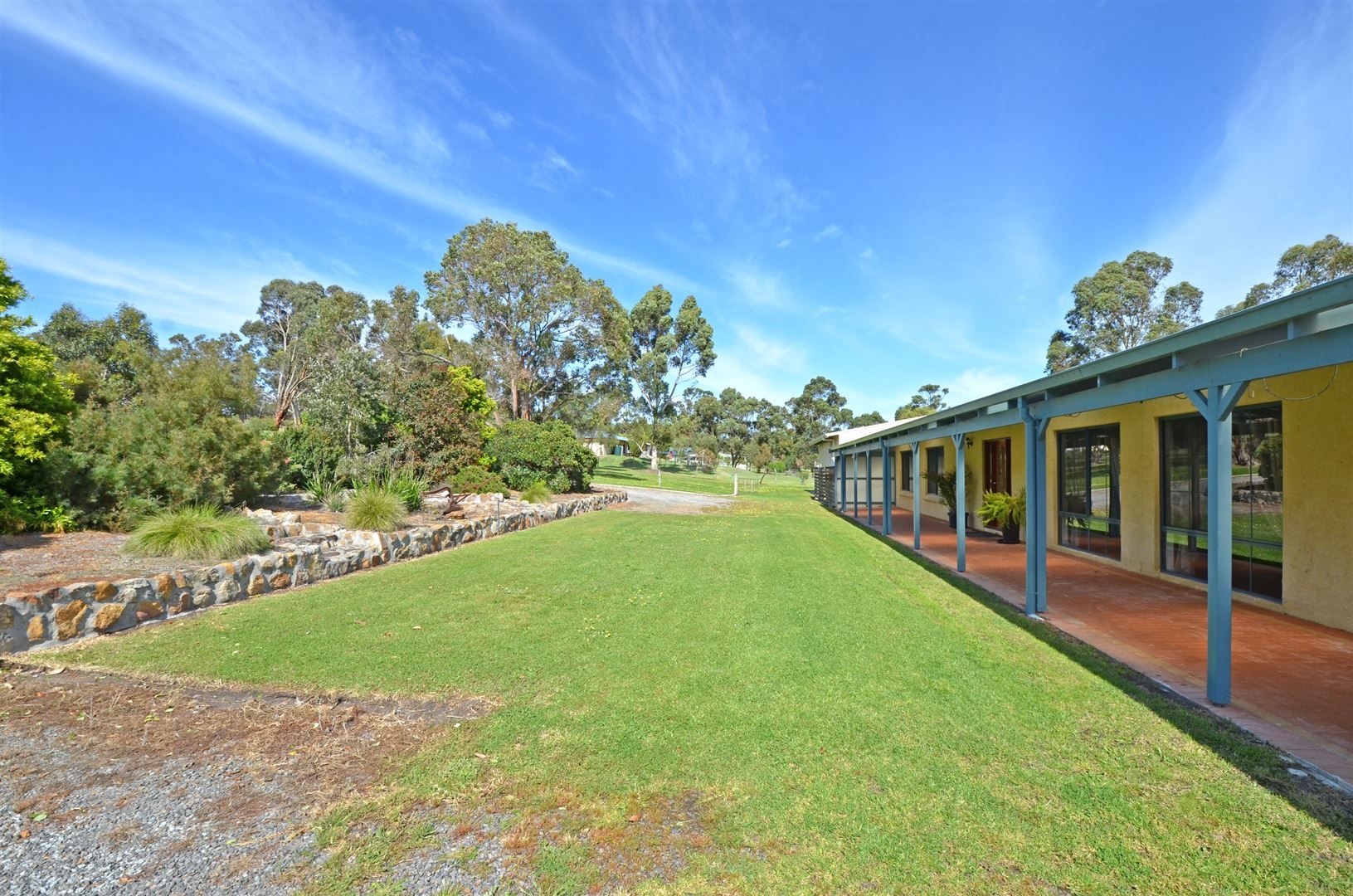 43 Willow Place, Willyung WA 6330, Image 2