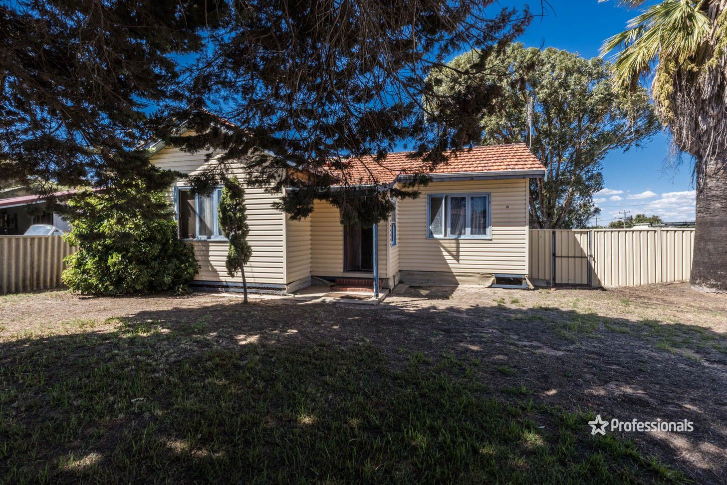 15 Rifle Range Road, Rangeway WA 6530, Image 0