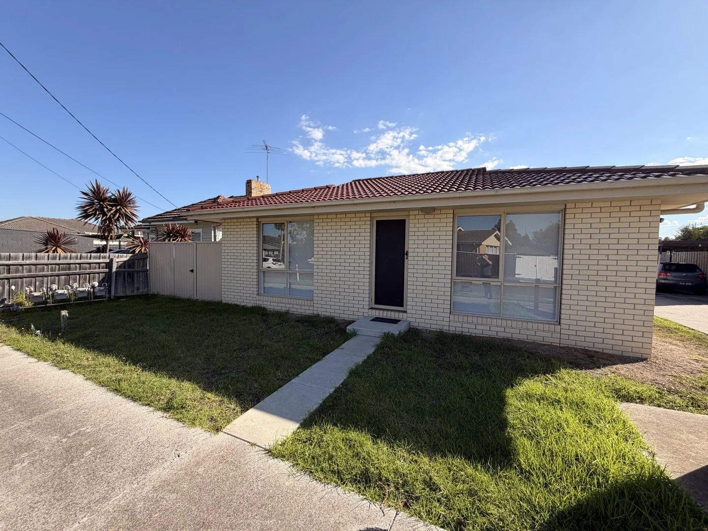1/2 Mimosa Street, Newcomb VIC 3219