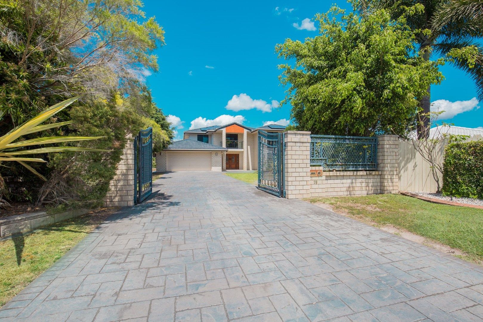 19 Parkview Terrace, Bundaberg North QLD 4670, Image 1