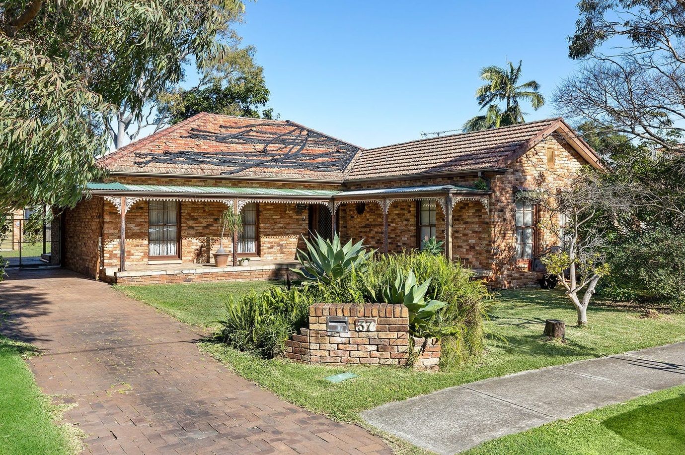 3 bedrooms House in 37 Griffiths Street SANS SOUCI NSW, 2219