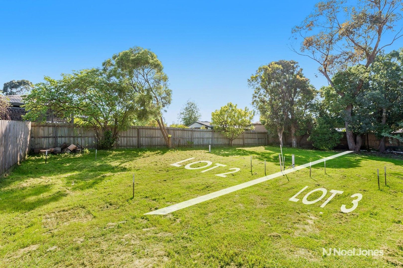 2/5 Linden Court, Croydon North VIC 3136, Image 2