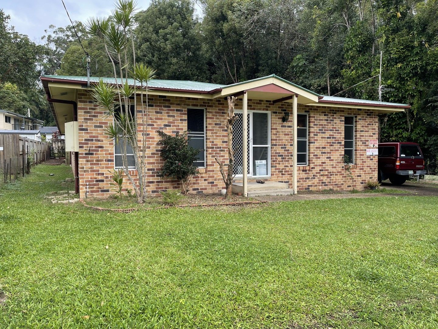 3 bedrooms House in 5 Yarrawah Street COES CREEK QLD, 4560