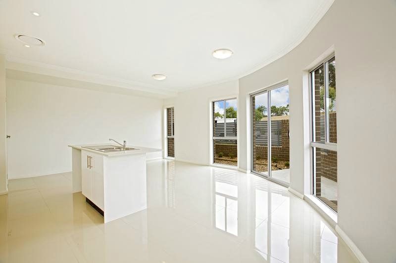 Lot 1, 33 Glenmore Ridge Drive, Glenmore Park NSW 2745, Image 1