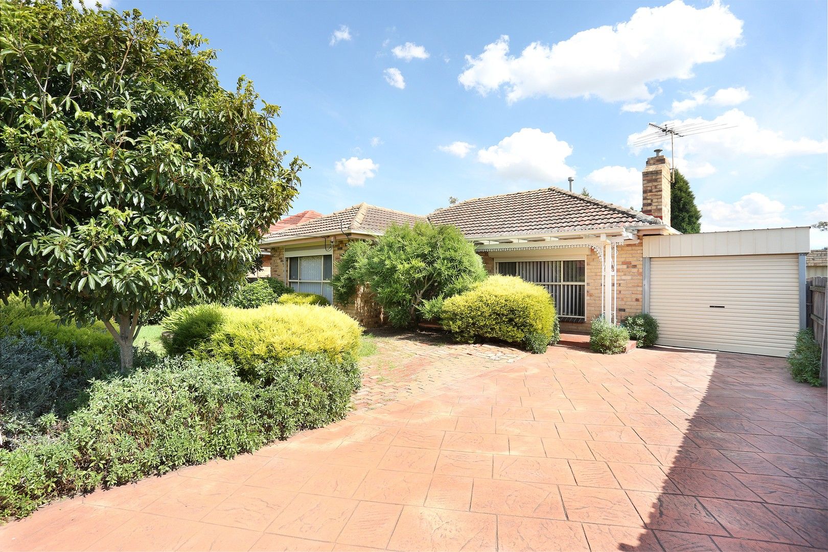 3 bedrooms House in 35 Thomas Street THOMASTOWN VIC, 3074