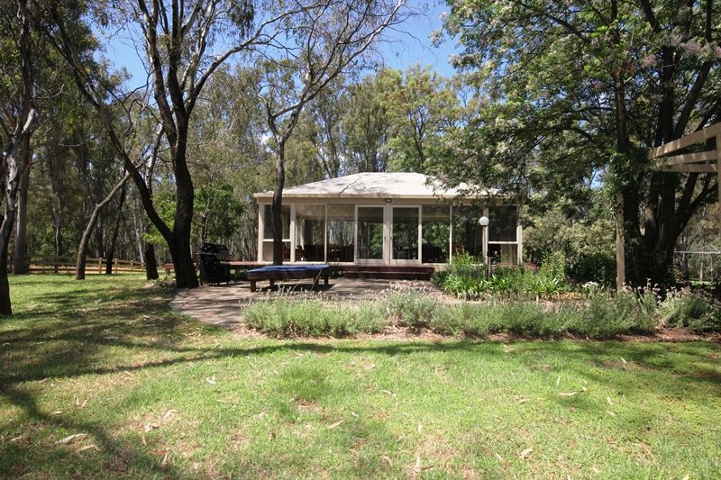 10 Waugh Road, Toolamba VIC 3614, Image 2