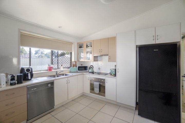 4/6 Gahans Road, Kalkie QLD 4670, Image 2