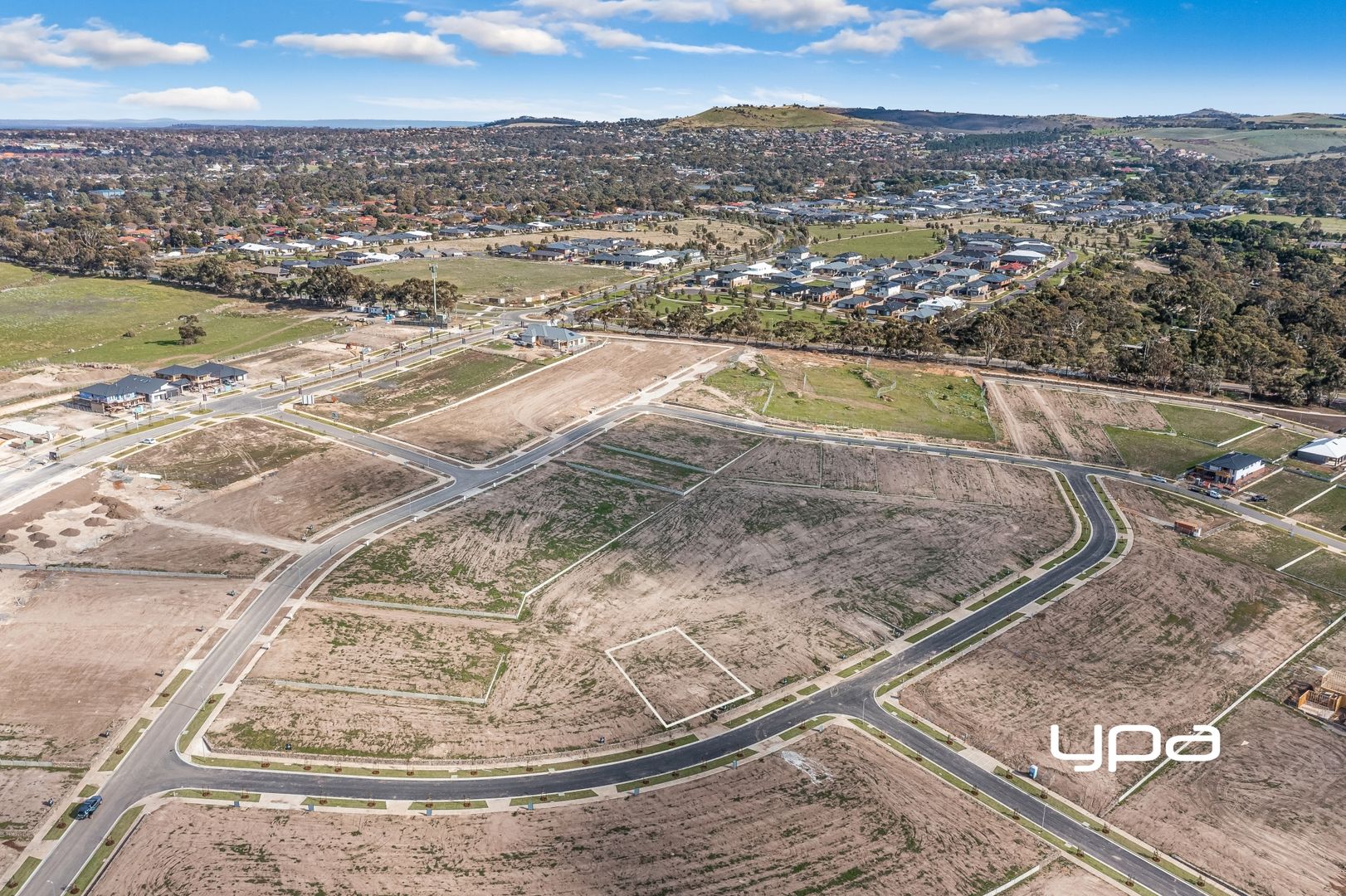 20 Chipperfield Avenue, Sunbury VIC 3429, Image 1