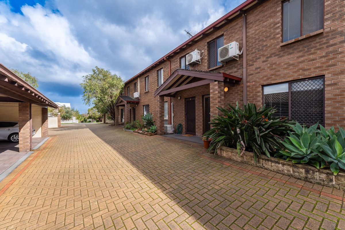 2 bedrooms Townhouse in 4/12 Ferguson Street MAYLANDS WA, 6051
