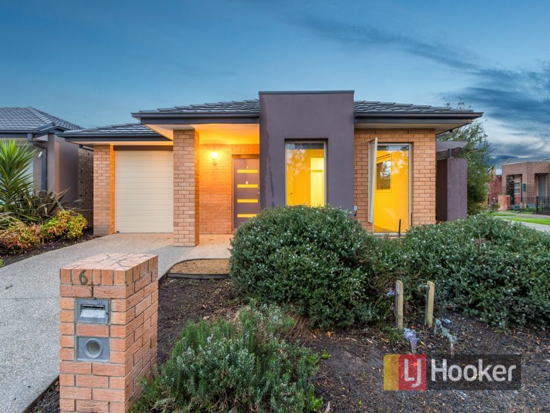 3 bedrooms House in 6 Cerulean Drive OFFICER VIC, 3809