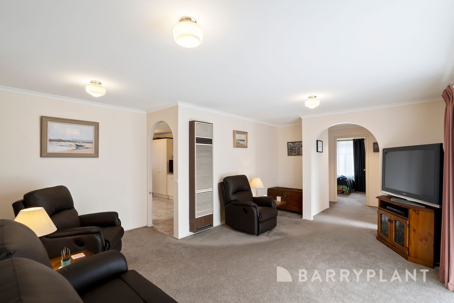 69 Fairfax Circuit, Albanvale VIC 3021, Image 2