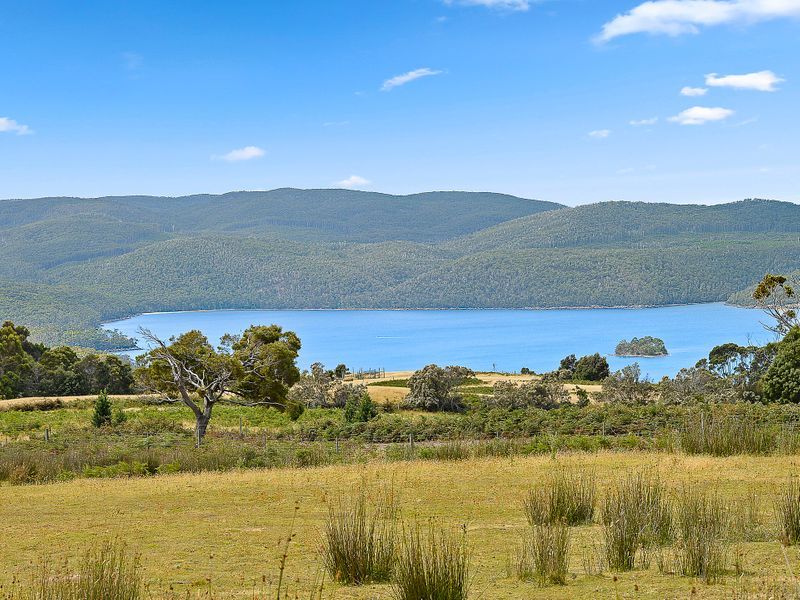 242 Lookout Road, Port Arthur TAS 7182