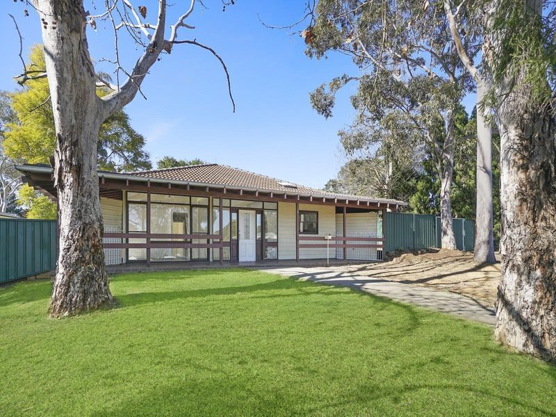 3 bedrooms House in 6 Woodhouse Drive AMBARVALE NSW, 2560