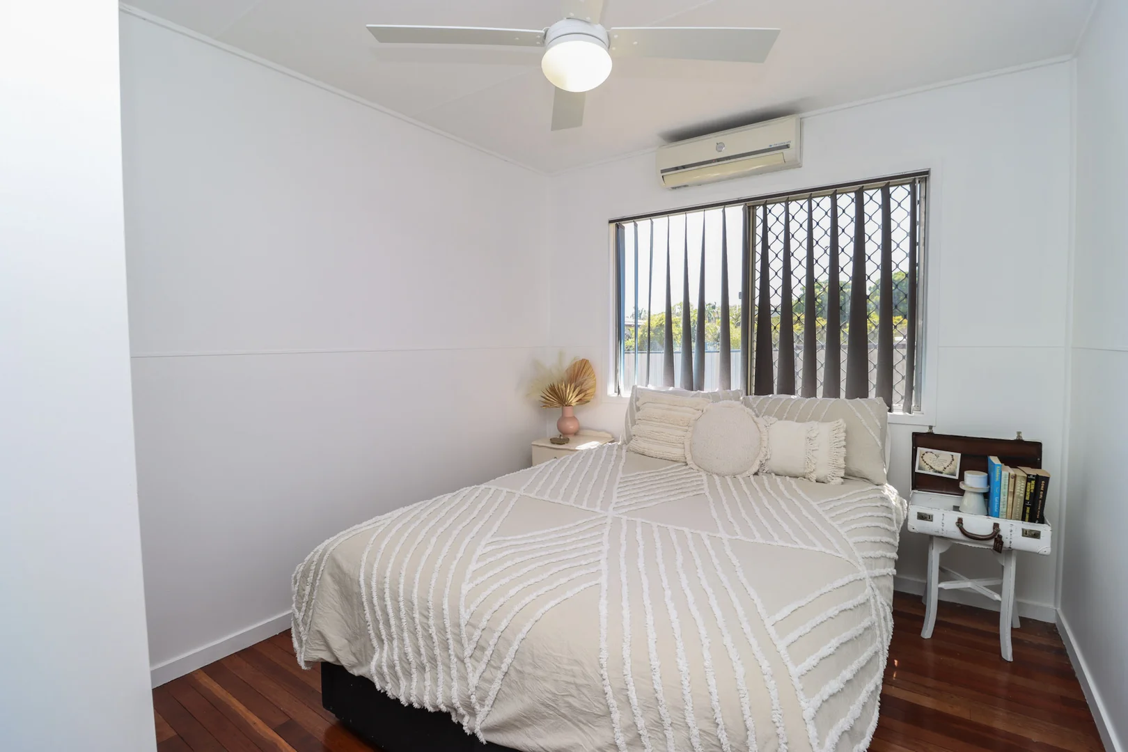 Additional image 11 of 37 Dowsett Cres, Mount Isa QLD 4825