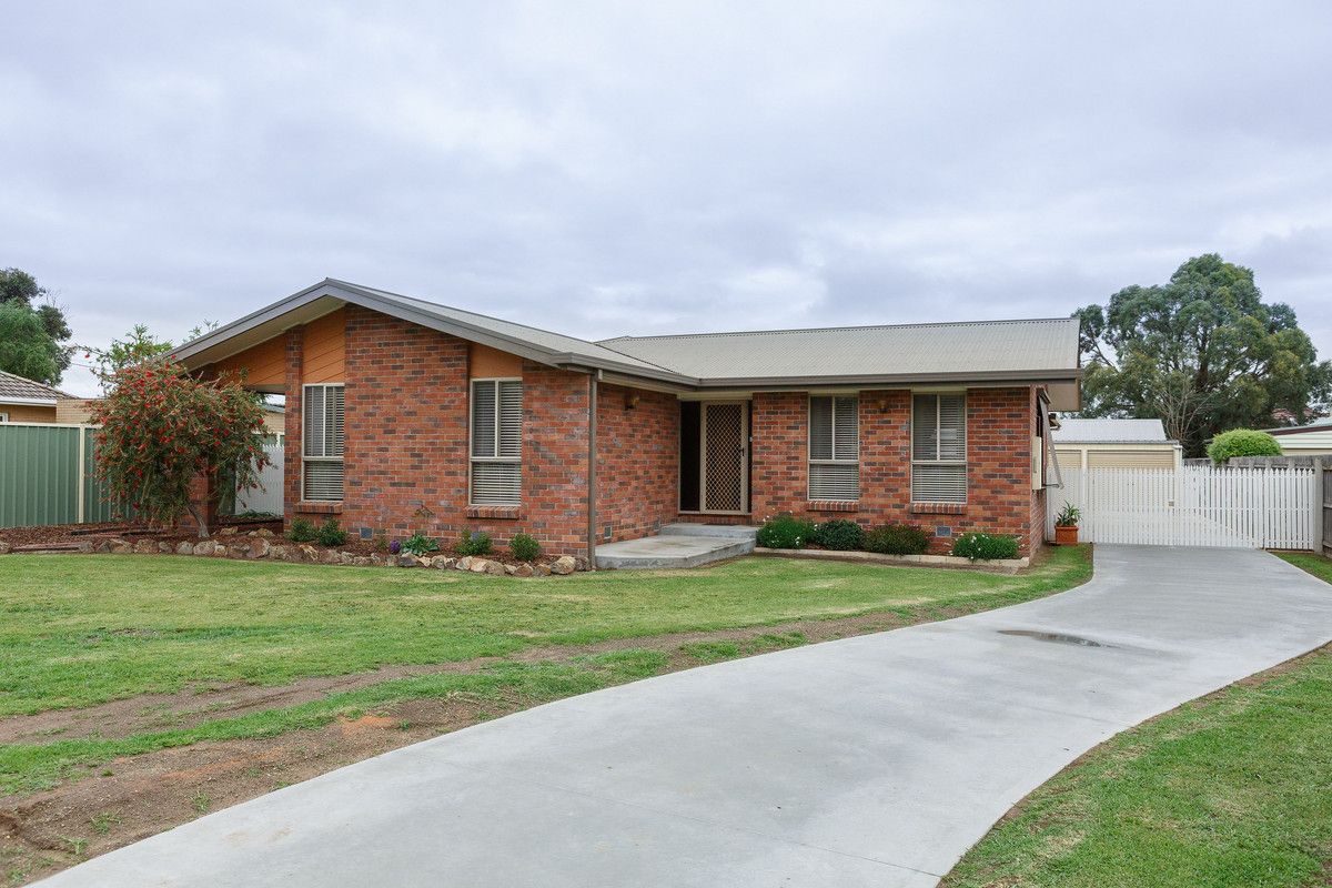 24 Jones Street, Stratford VIC 3862, Image 0