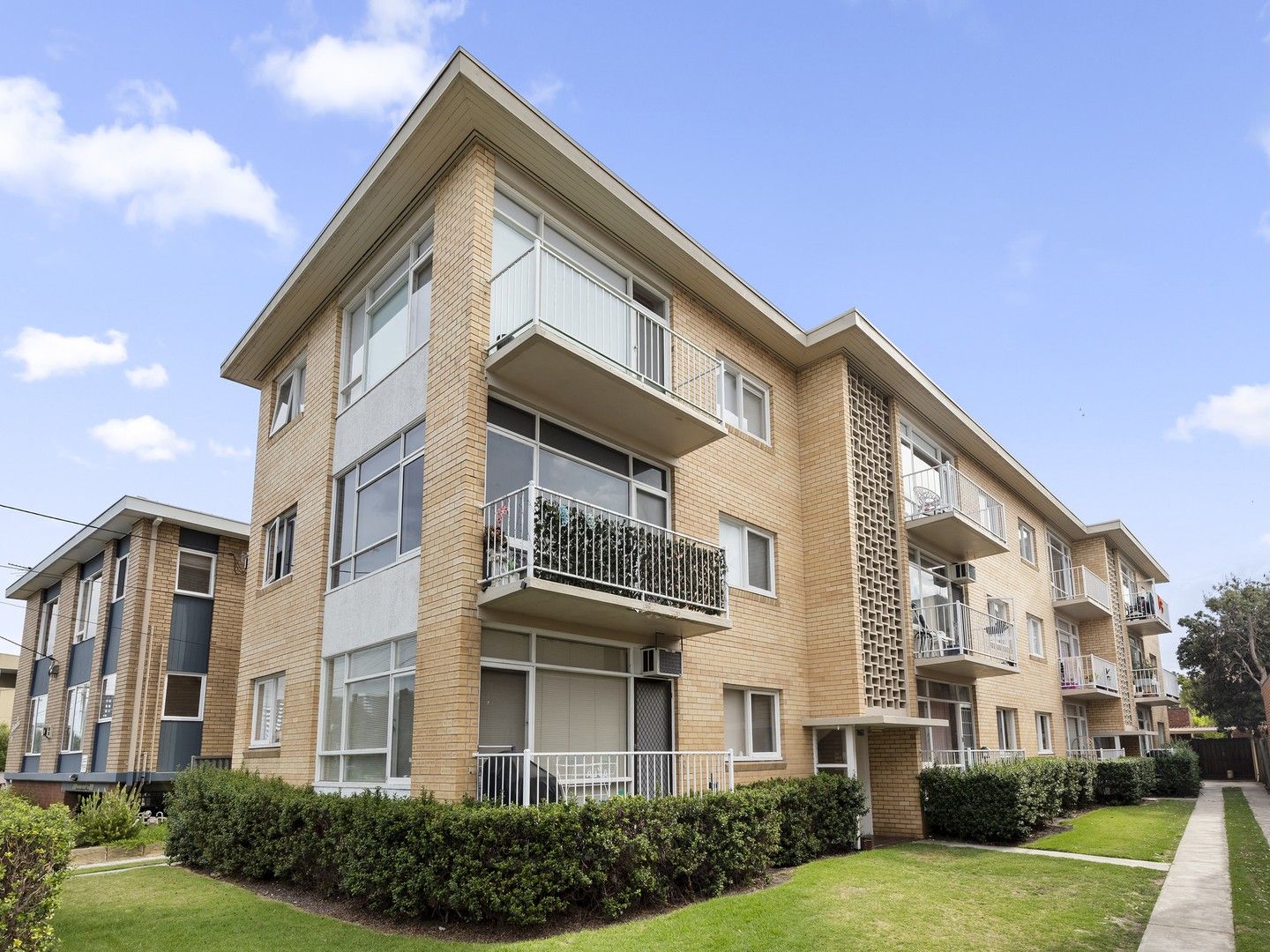 Sold 11/17A The Esplanade, Geelong VIC 3220 on 10 Jun 2023 2018419695