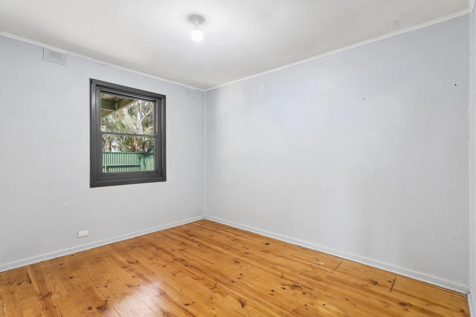 Additional image 4 of 33 McCabe Avenue, Parafield Gardens SA 5107