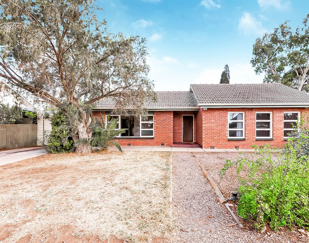 27 Barker Crescent, Smithfield Plains SA 5114