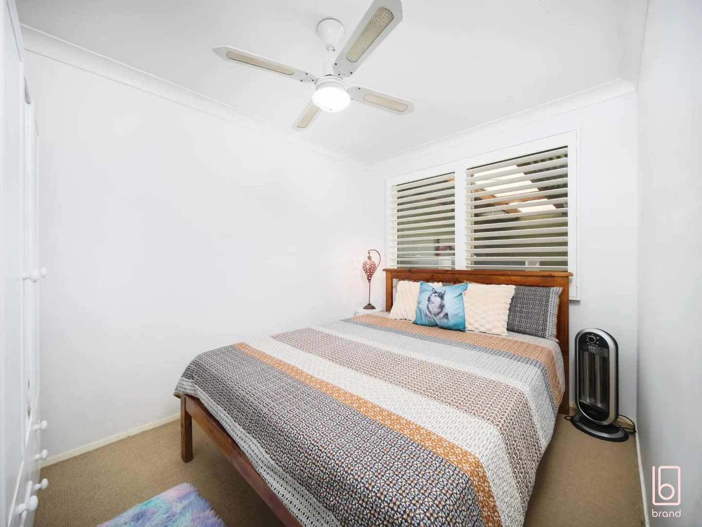 Additional image 6 of 20 Campbell Parade, Mannering Park NSW 2259