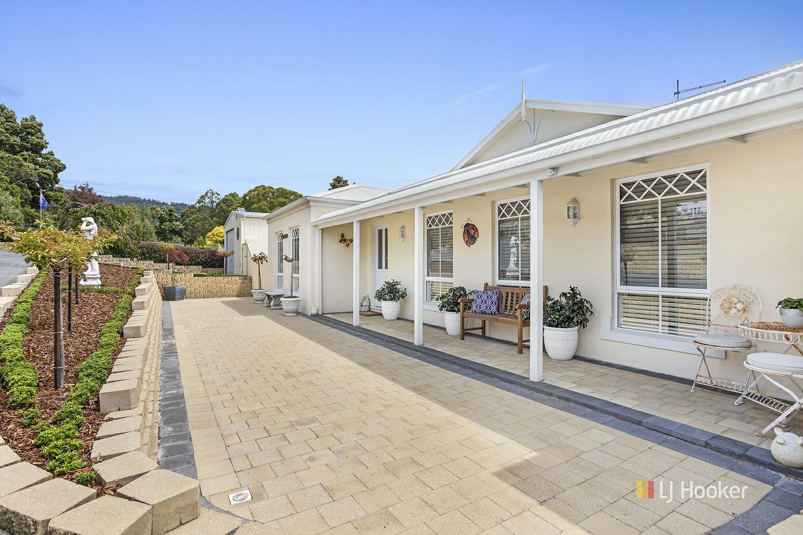 64 Grandview Drive, South Spreyton Property History & Address