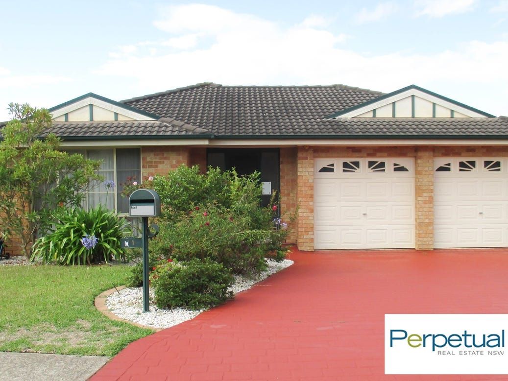5 bedrooms House in 11 Galea Drive GLENWOOD NSW, 2768