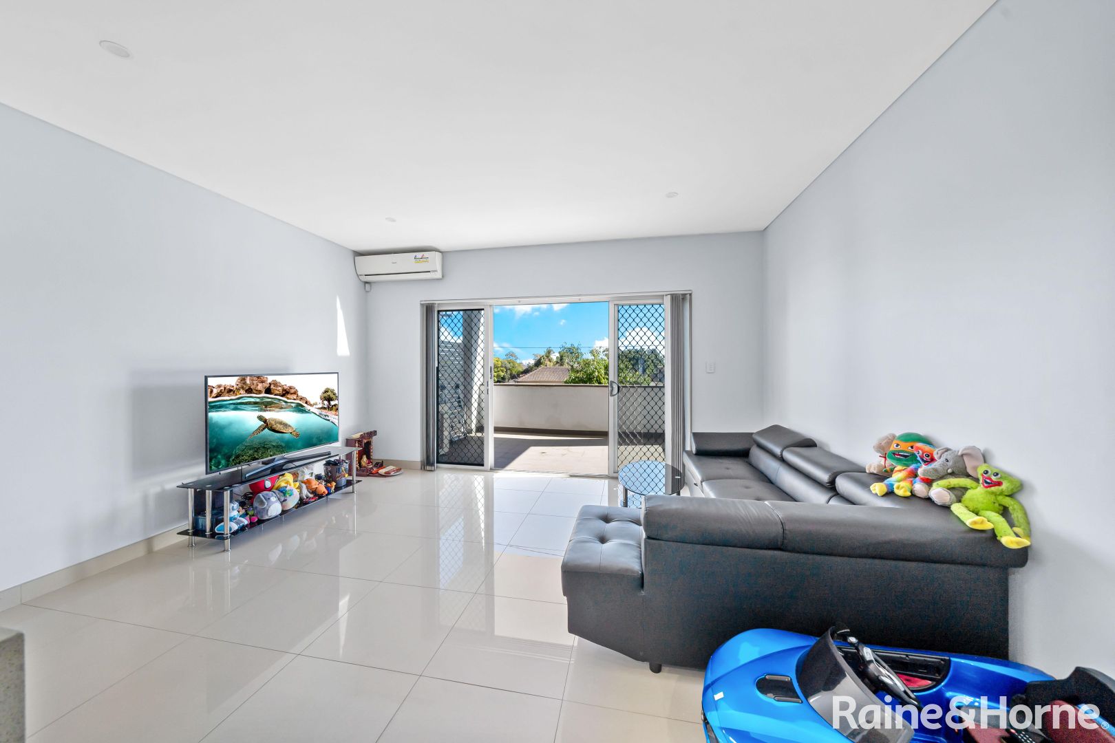 2/27 Woodville Road, Chester Hill NSW 2162, Image 1