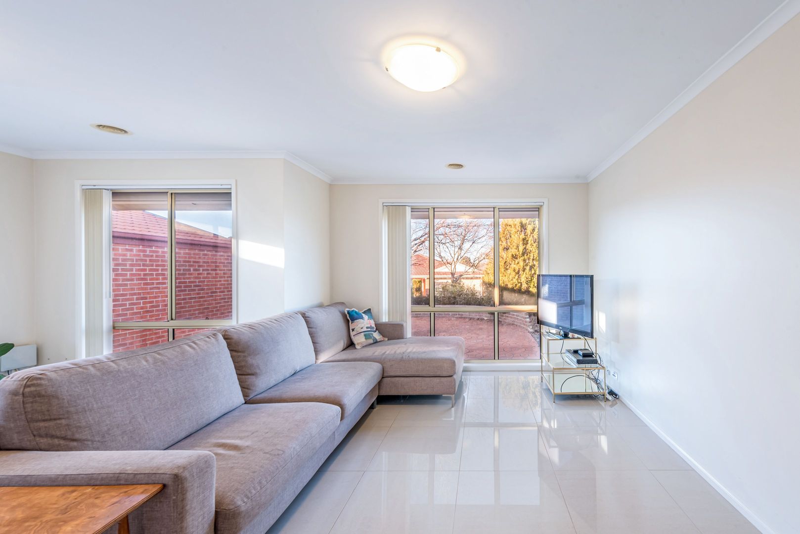 6 Wallaby Place, Nicholls ACT 2913, Image 2