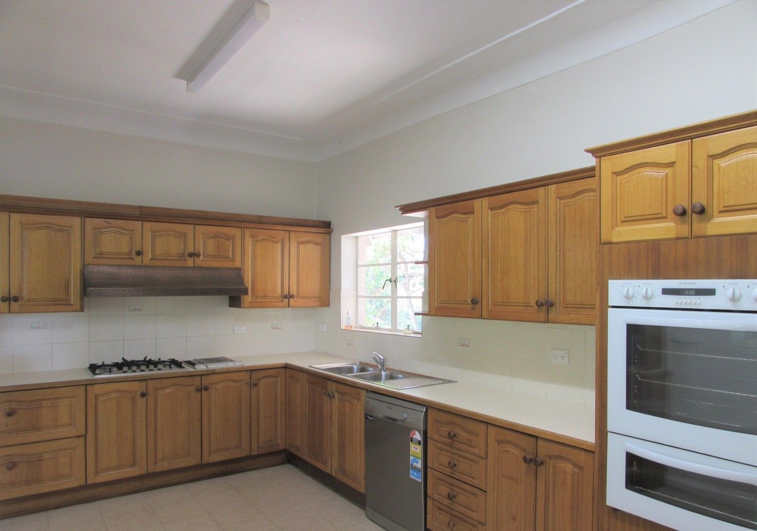 73 Woodlands Avenue, Lugarno NSW 2210 House For Rent 1,100 Domain