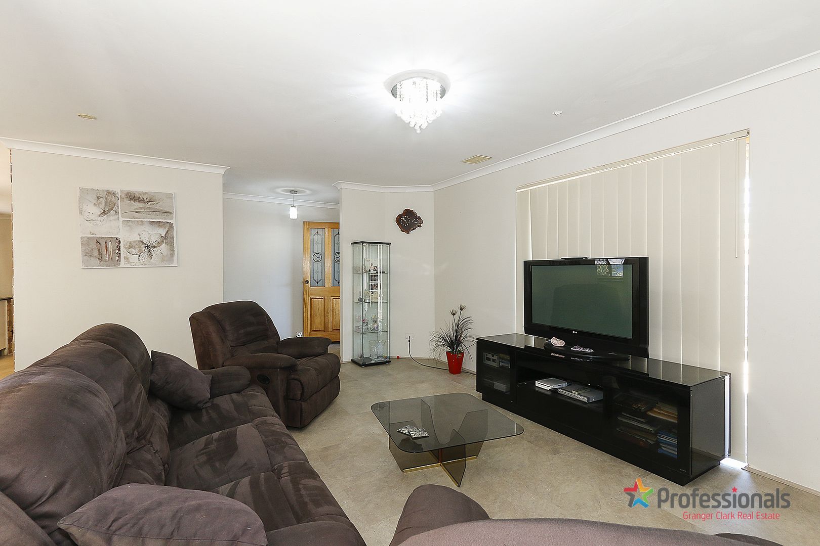 9B Shorne Place, Marangaroo WA 6064, Image 2