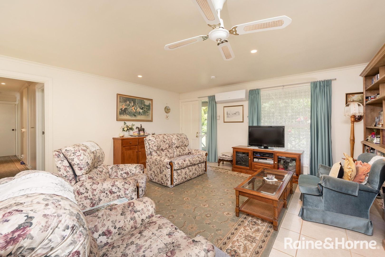 13 Jacaranda Drive, Woodside SA 5244, Image 2