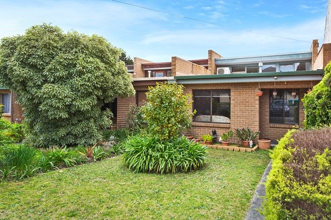 Picture of 19 Faraday Road, CROYDON SOUTH VIC 3136