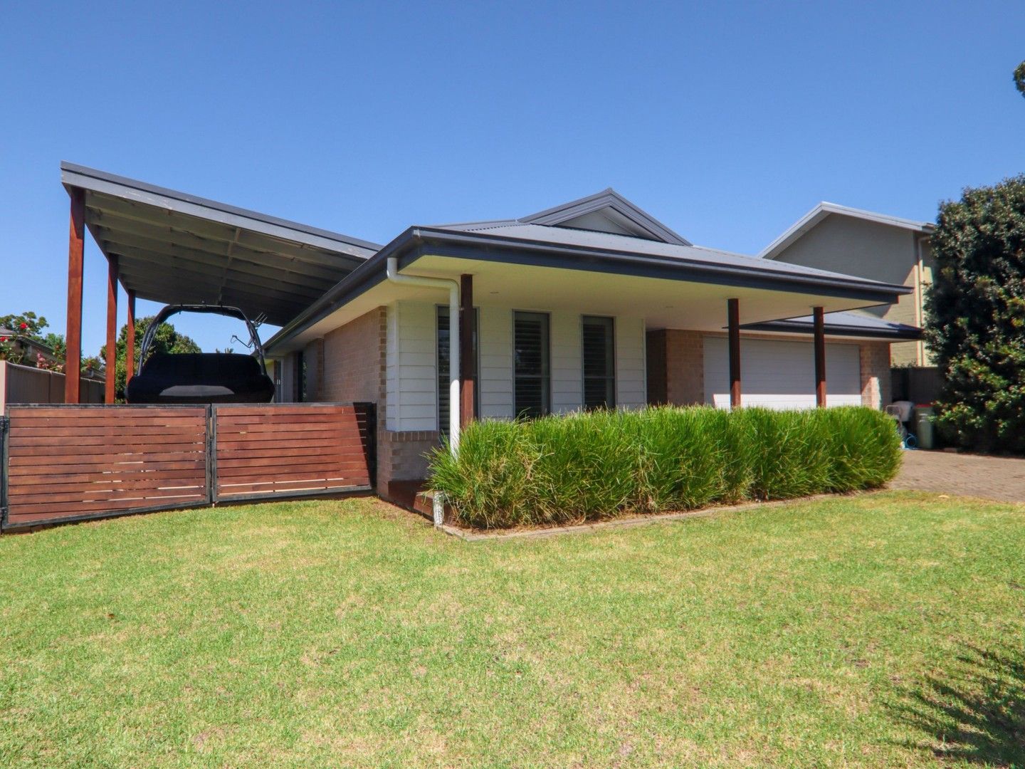 14 Seaberry Street, Sussex Inlet NSW 2540, Image 0