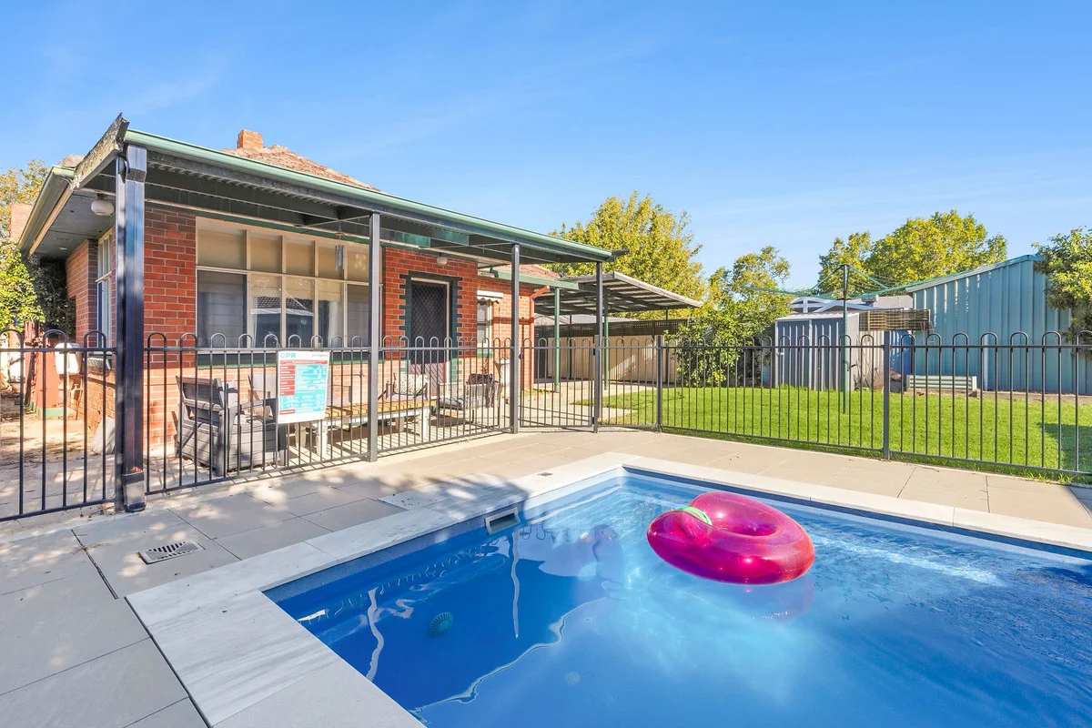 735 Vine Street, Albury NSW 2640
