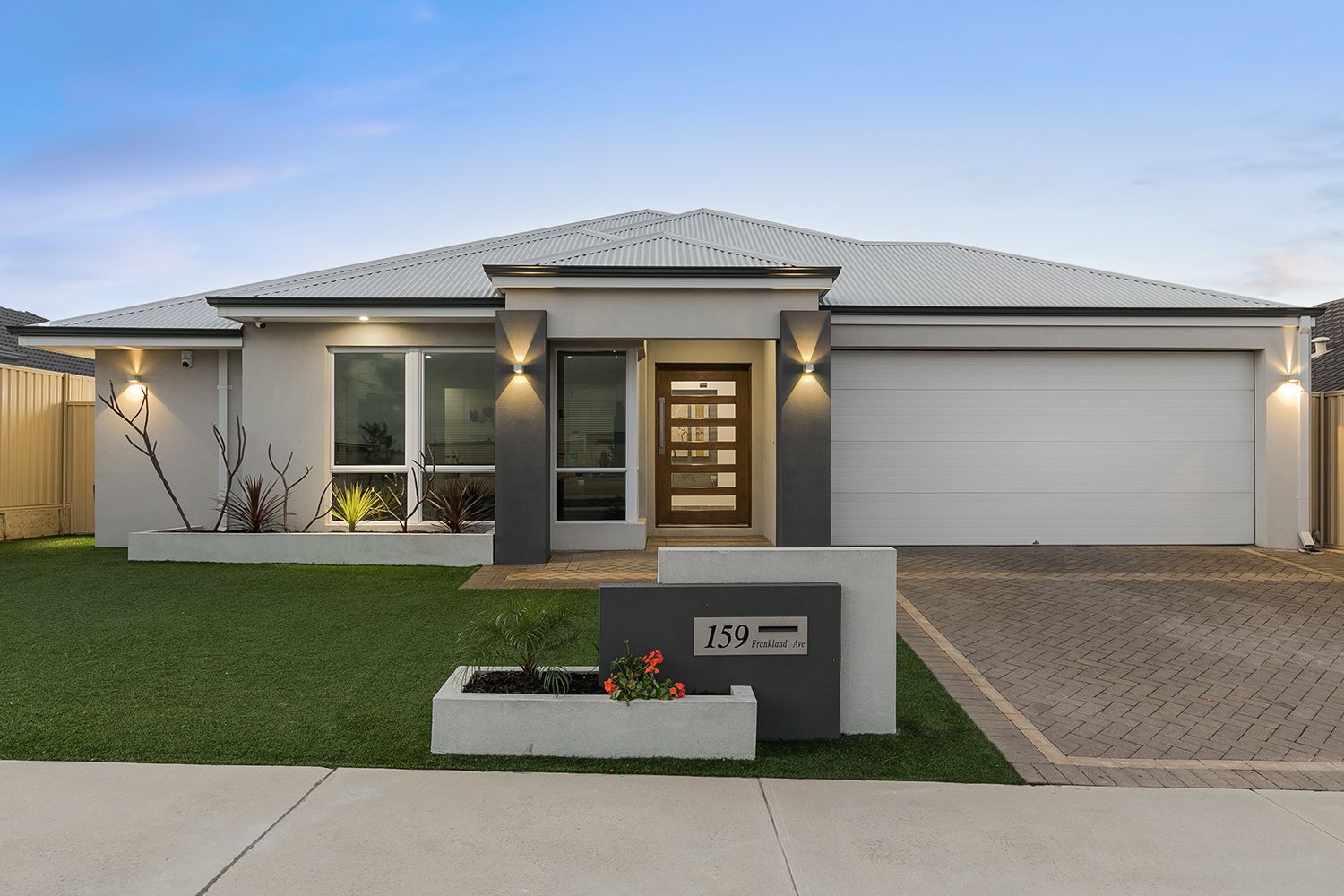 4 bedrooms House in 159 Frankland Avenue HAMMOND PARK WA, 6164
