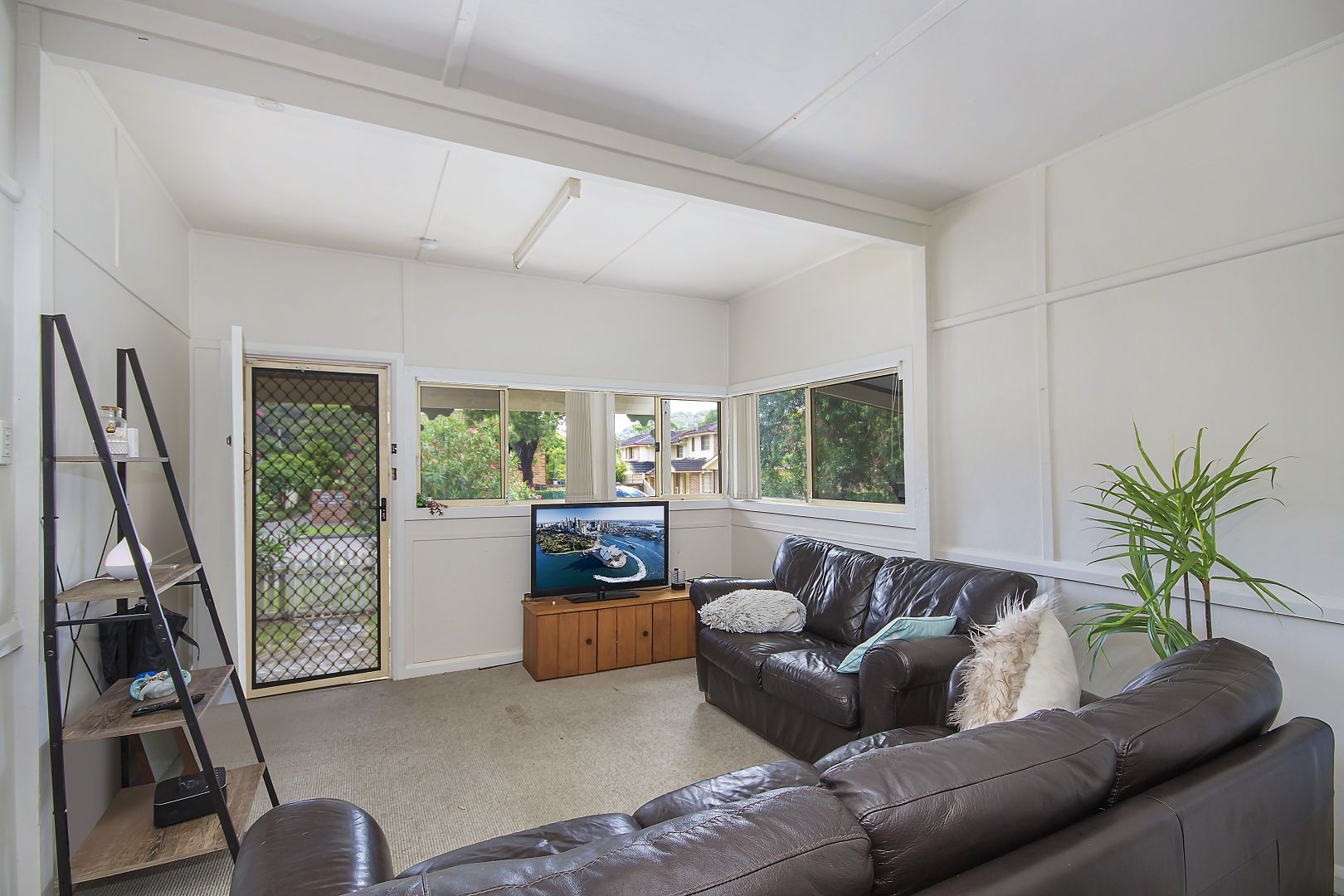 32 Paton Street, Woy Woy NSW 2256, Image 1