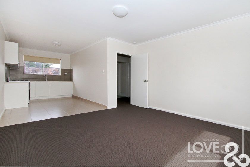 2 bedrooms Apartment / Unit / Flat in 9/18 Smith Street THORNBURY VIC, 3071