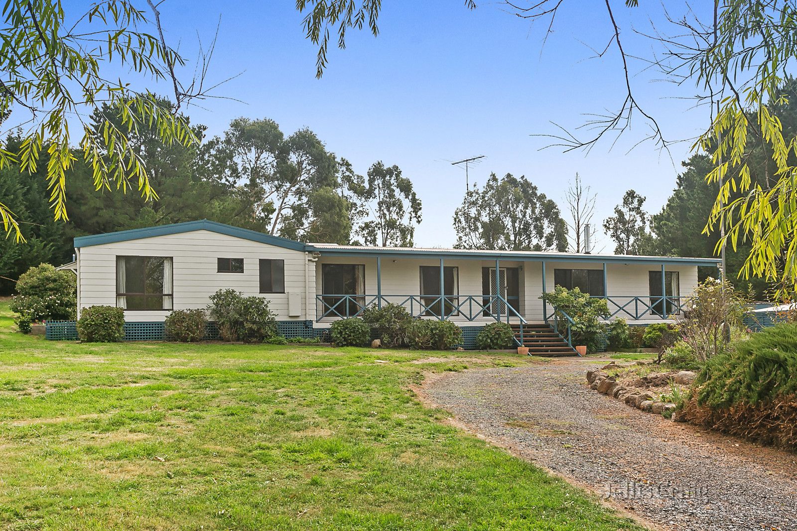 24 Robertson Drive, Newham VIC 3442, Image 0